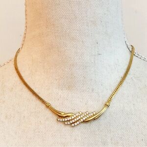 AVON Vintage Elegant Gold Tone Choker Collar Necklace with Crystal Accents